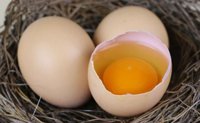 蛋黄颜色深的就是土鸡蛋吗 土鸡蛋是什么样的
