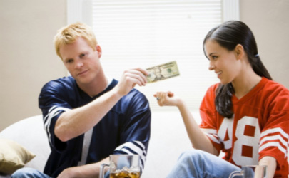 夫妻各管各的钱会影响夫妻关系吗 夫妻的钱应该怎么管