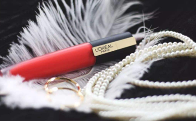 欧莱雅小钢笔134是什么颜色 欧莱雅小钢笔134红丝绒试色