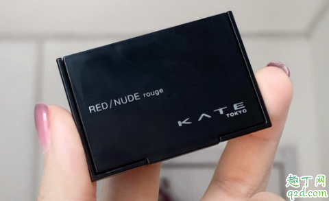 KATE2020春夏新品口红盘怎么用 KATE新品口红盘试色1