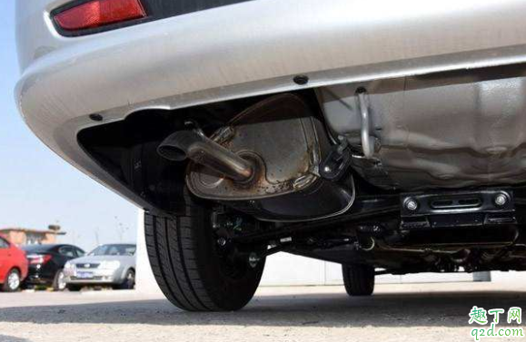 汽车排气管容易生锈吗 汽车排气管生锈有影响吗3