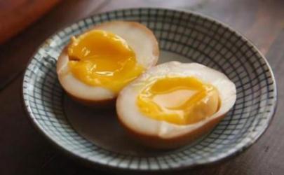 疫情期间可以吃溏心蛋吗 吃溏心蛋会得新型冠状病毒吗