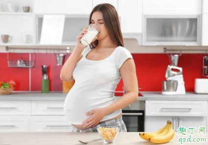 怀孕两个月喝酒孩子能要吗 喝酒后孕妈该怎么做 4