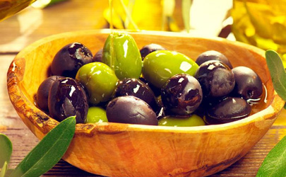 过期2年橄榄油还能食用 橄榄油怎么吃最健康