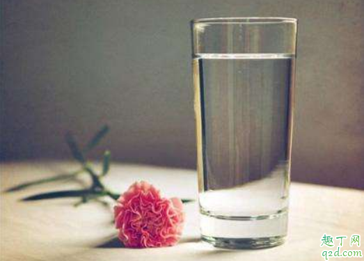 疫情期间为什么要多喝水 多喝水可以预防新型冠状病毒肺炎吗2