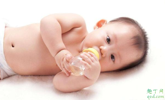 小宝宝要剪舌系带是真的吗 如何判断宝宝舌系带是否正常 3