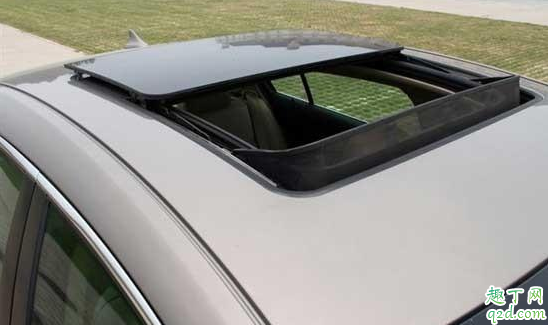 汽车天窗有必要贴膜吗 汽车天窗不贴膜会容易损坏吗 1