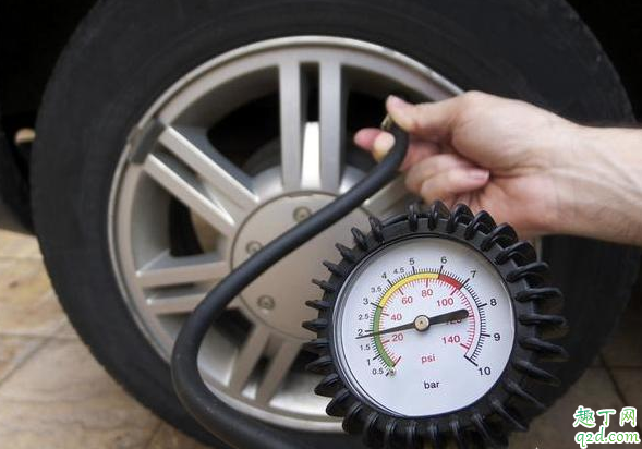 汽车轮胎多长时间充一次气 如何判断车胎是否缺气 3
