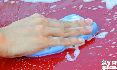 洗车泥为什么会在车上留痕迹 你确定你用对了吗3