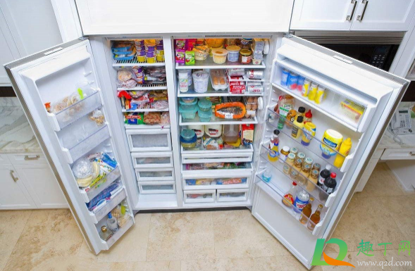 冰箱冷藏室结冰用热水快速除冰可以吗1