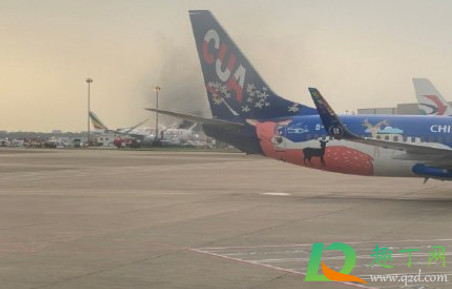 浦东|浦东机场飞机起火怎么回事