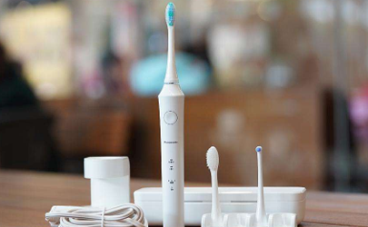 电动牙刷充电多久可以用