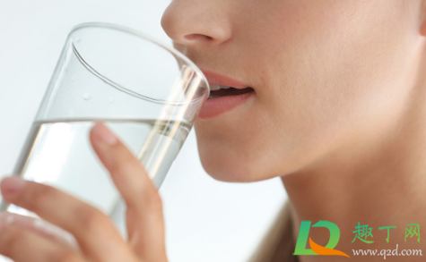 水肿体质减肥少喝水还是多喝水1