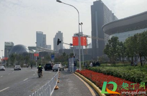 武汉光谷路面塌陷真的假的20201