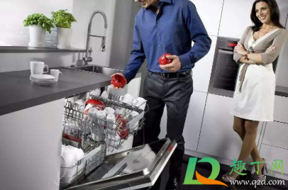 自动洗碗机用水多吗3