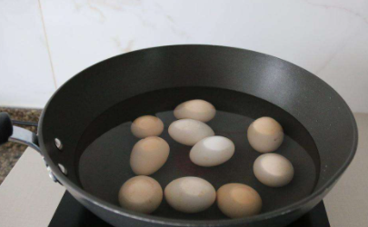 电水壶煮鸡蛋煮得熟么