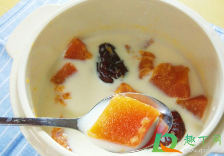 木瓜牛奶红枣枸杞冰糖一起炖可以吃吗1