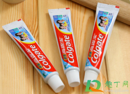 牙膏|牙膏上的条纹颜色代表什么