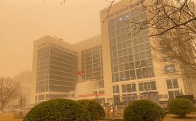 北京沙尘暴最严重哪年