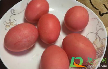 怎么染红鸡蛋比较容易上色4