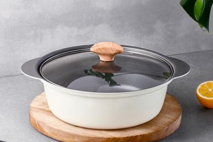 什么材质的汤锅不会烧黑3
