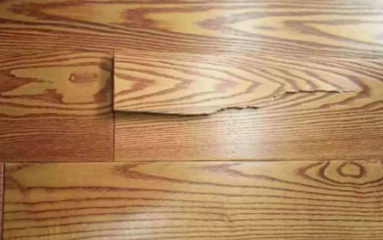 实木地板连接的地方产生缝隙了怎么办2