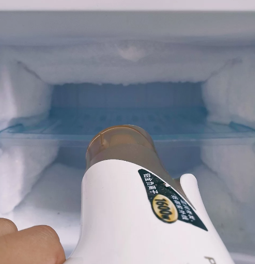 冰箱结冰除冰时一定要关电源吗3