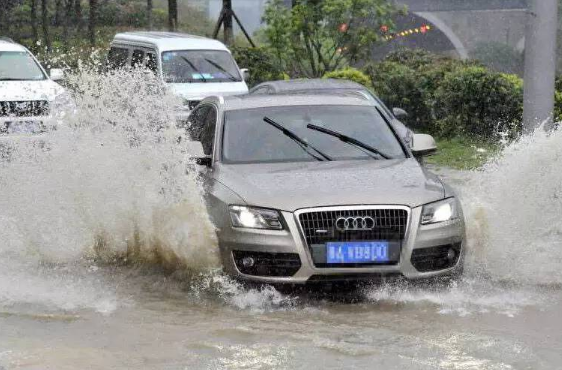 汽車被水淹了車損險能賠嗎3