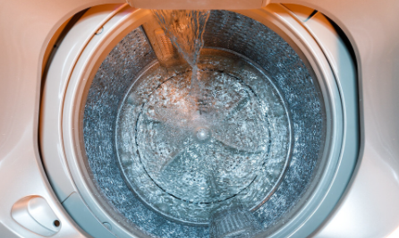 波轮洗衣机怎么清理里面的脏东西1