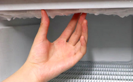 冰箱下边冷冻结冰怎么回事3