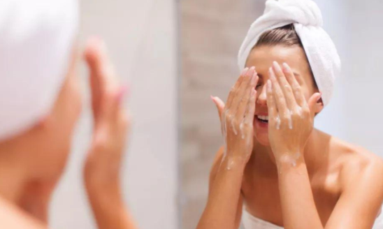 专家不建议冷热水交替洗脸有什么说法1