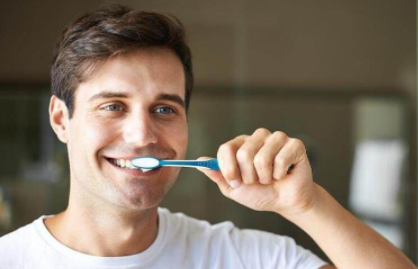 刷牙的水温在多少度比较合适1