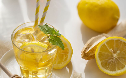 柠檬水可以喝药用吗