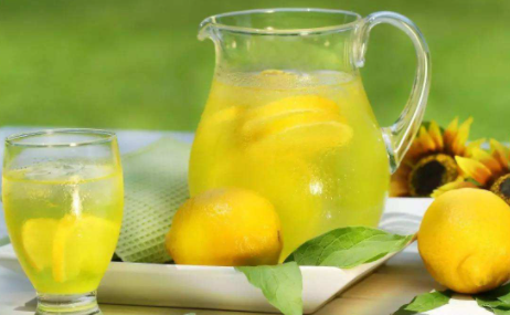 柠檬水可以用保温杯装吗1