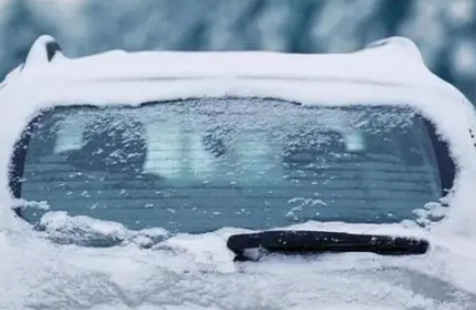 下雪天怎么让车玻璃不结冰2