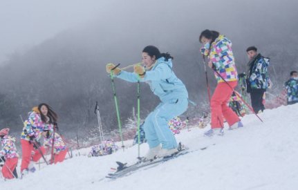 九宫山滑雪场是真雪吗2