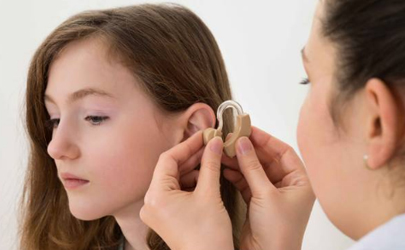 人工耳蜗植入有什么后遗症吗