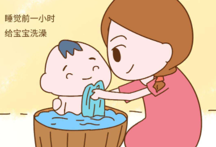 不建议在给宝宝洗澡的过程中使用任何洗涤用品