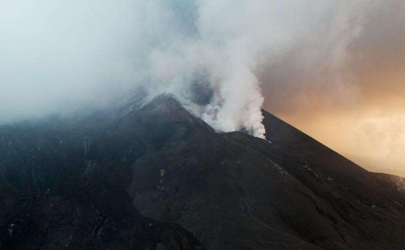 火山灰会增强大气逆辐射吗