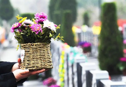2022南京清明节上坟一个墓地可以预约几个人1