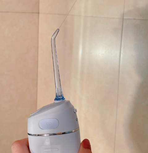 沖牙器里面的水每次都需要處理干凈嗎3