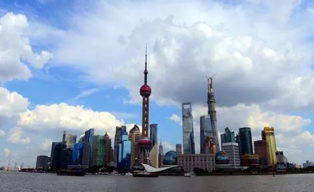 2022年上海6月份天气热吗3