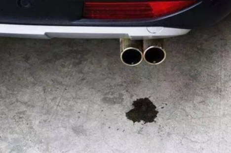 为什么汽车排气管会出水3