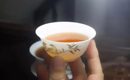 喝茶水对身体有什么好处和坏处1
