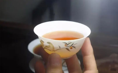 喝茶水对身体有什么好处和坏处
