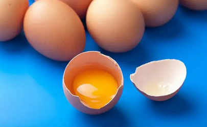 鸡蛋只要不散黄就没过期吗