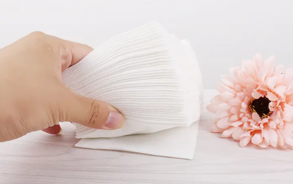 洗脸巾|一次性洗脸巾会导致皮肤过敏吗