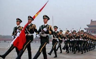 北京天安门升国旗几点才让进广场2022