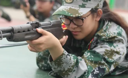 2022年大學(xué)新生報(bào)道完就軍訓(xùn)嗎1