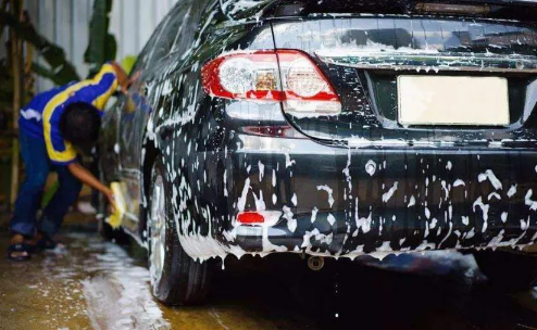 洗衣液洗车会对车漆有影响吗